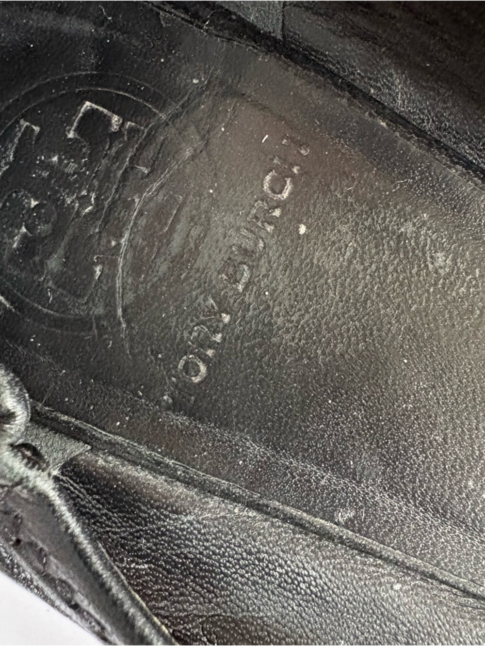 Tory Burch Black Leather Reva Ballet Flat Women’s 7 Gold Medallion Career Office - Picture 7 of 7